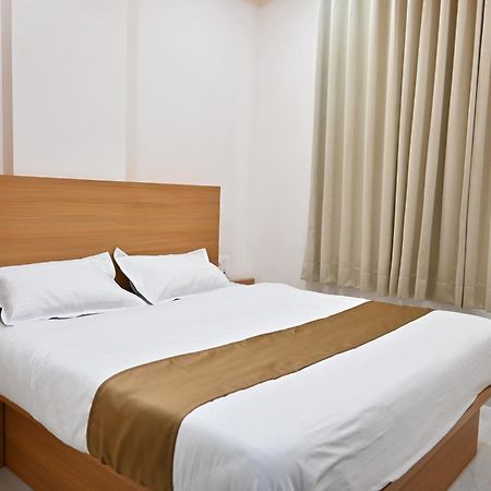 Hotel Serenity Heights Udaipur Extérieur photo