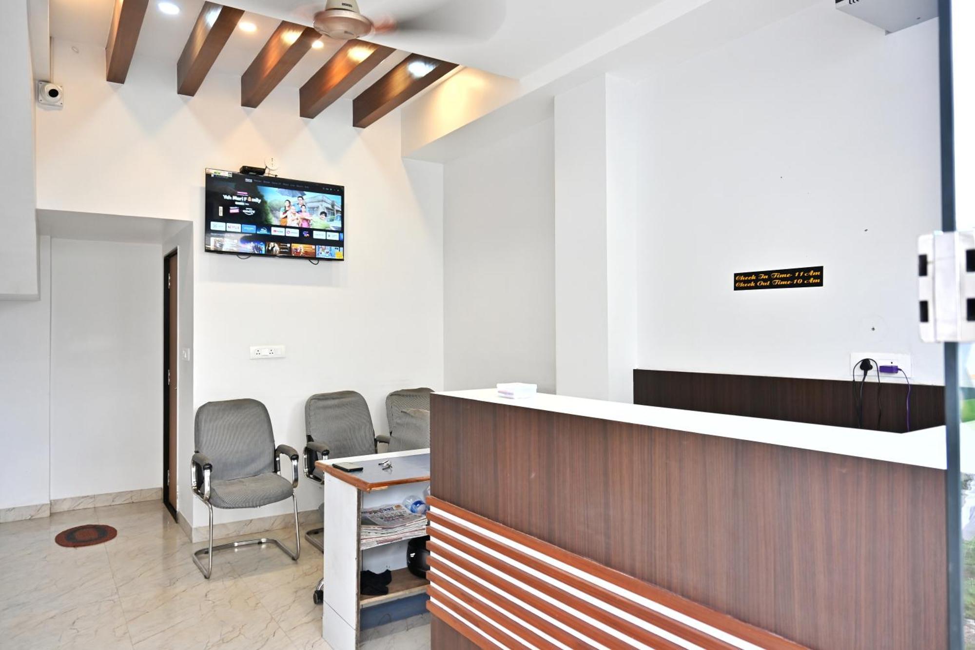 Hotel Serenity Heights Udaipur Extérieur photo